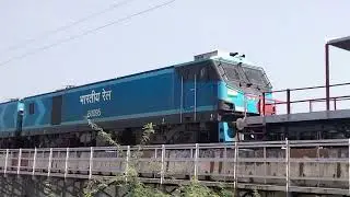 Indian Railway Diesel & Electric LocoMotive 