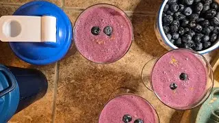 BLUEBERRY CAKE SMOOTHIE plant-based & gluten-free 