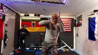 Solo Army, Solo Defense, Muay Thai, Ellenbogentechnik, Training f&uuml;r zu Hause Teil.6