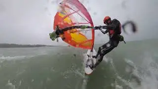 Windsurf spirit: Du sud-ouest à St. Blaise, Neuchâtel, Switzerland 2022-10-01
