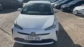Toyota Prius Hybrid White TFL PCO Plated Ready for PHV Taxi Drivers