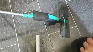 Jubor Fensterabzieher mit Sprühfunktion, 4 in 1 Fensterputzer Bodenabzieher, Für den anstehenden Frü
