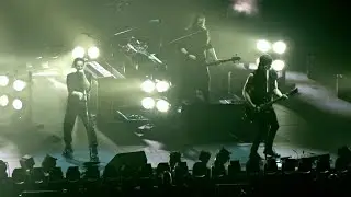 NINE INCH NAILS (NIN) I'm Afraid Of Americans (Live) Xcel Energy Center St Paul, Minnesota 17AUG2025