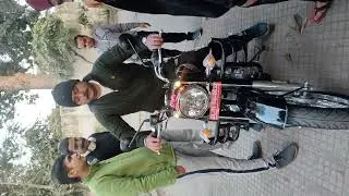 Dost ki new bike 🥳 #bullet350 #bulletlover #standerd #bikelover #delhi #bike #royalenfield 