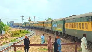 Lahore Bound AGE-30-6023 Hauling 15 UP Karachi Express Departure From Bahawalpur Railway Station