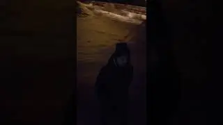 Жесткое видео!!! Пацан много раз падал, но потом залез на горку!!!