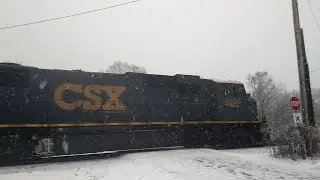 CSX M560 led by a: MACe, Dash 9, and 2 Geeps! | Mohawk Railfanning