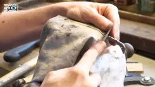 Assembling a Barlow Knife