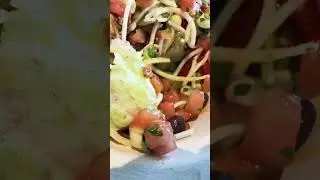 Мексиканская кухня | Основа для салата Чипотле | Музыка #короткий #салат #мексиканская #еда #музыка