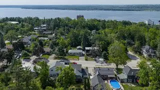 39 Eugenia St, Barrie, ON