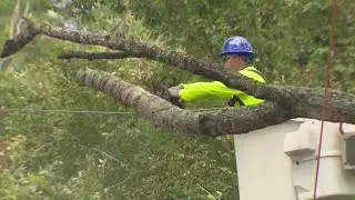 Texas Legislature passes bill protecting utility workers from assaults, harassment during disasters