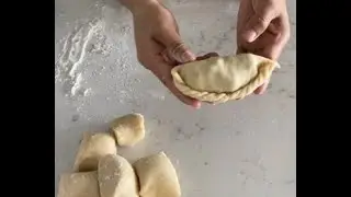 I LOVE THIS EMPANADA OR CURRY PUFF MADE BY ME 😜 #short
