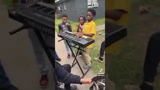 Talented Kid Plays Gospel On Keyboard #talent #keyboard #piano #pianomusic #music #gospel #shorts