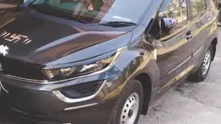 Tata altroz XE rhythm