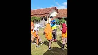 Gerak Tubuh adalah penuntun besar dalam perkembangan anak. PJOK SD Awliya