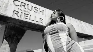 Rielle &ndash; CRUSH (Oﬃcial Music Video) 💗 | Cuddle Season Vibes 2025