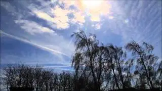 Cirrus and contrails Timelapse