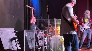 10 19 2025 Scrubs School of Rock Total Request Live