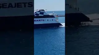 Ά&phi;&iota;&xi;&eta; SeaJet &sigma;&tau;&omicron; &lambda;&iota;&mu;&alpha;&nu;&iota; &tau;&eta;&sigmaf; &Sigma;ύ&rho;&omicron;&upsilon;!! &Kappa;&alpha;&lambda;&eta;&sigma;&pi;έ&rho;&alpha; &Kappa;&upsilon;&kappa;&lambda;ά&delta;&epsilon;&sigmaf;!!!!!