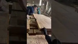 The Solid Wood Door &ndash; Where Coming Home Begins #ubwoodcraftstudio #viralvideo #viralshorts #viral