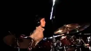 Amazing 7 yr old drummer performs 
