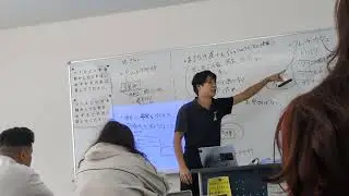 Japan Class lecture style 
