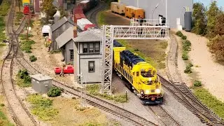 40 car Santa Fe Freight Train at Zane Trace National Trail Model Railroad Club