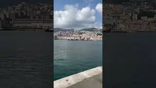 Vista da Porto Antico fino alla Lanterna di Genova #genova #cicloturismo #bikelife #cycling