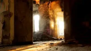 OLD ABANDONED HOUSE with MYSTIC ATMOSPHERE