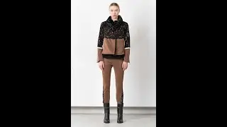 AUTOMNE/HIVER 2024/25 Elisa Cavaletti Collection Vid&eacute;o 2.