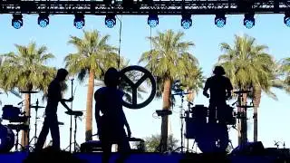 Yelle -  Bouquet Final (Coachella 18.04.2015)