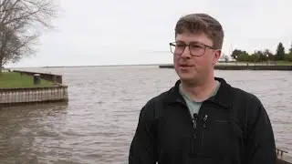 The find of a life time; Lakeshore man finds historic shipwreck in Lake Michigan