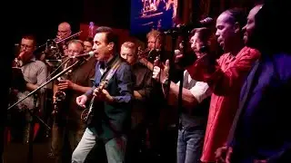 Santa Fe & The Fat City Horns - Living For The City