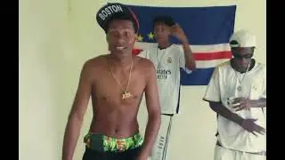 Young-Loose_-_SOMOS RT_-_FT_FVL_&_Balla.G_-_(official music video)2025