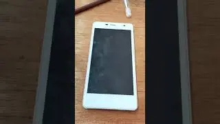 телефон смартфон Micromax q351 спереди и  сзади