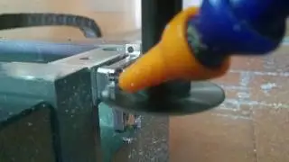 Slitting saw cutting