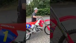 Firing Up a Clean 1993 CR250 2-stroke
