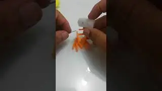Como Funciona Un Pollito Brincador Mecánica