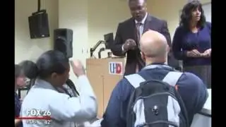 UHD in the News - Death row exonoree Anthony Graves visits UHD