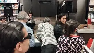 Renaud et Lolita S&eacute;chan en s&eacute;ance de d&eacute;dicace &agrave; la librairie Le Divan