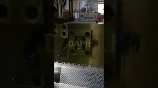 High speed expanded metal mesh machine