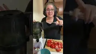 THEE ABSOLUTE BEST TOMATO JUICE RECIPE EVER! 🍅💯🙀100#100daychallenge #juice#Recipe #men #women