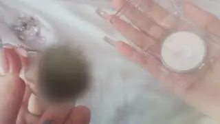асмр мейкап с прикосновениями к камере (реалистично :D ) touching camera makeup 