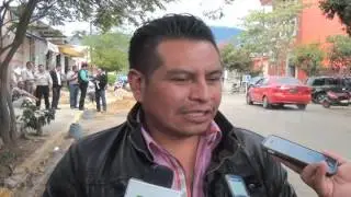 Habitantes de Santiago Xanica Protestan afuera de IEEPCO exigen constancia de validación .