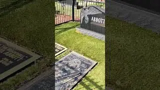 Dimebag Darrell & Vinnie Paul Gravesite #dimebagdarrel #pantera