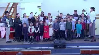 Copiii - Doi parinti caut-adapost in Betleem