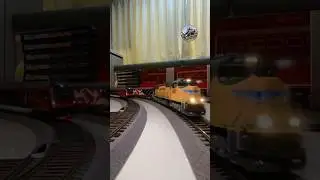 Which one is your favorite train model? #trainmodel #scalemodel #model #hobby #rcmodel #train