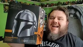 Star Wars The Black Series The Mandalorian Premium Electronic Helmet Unboxing & Review