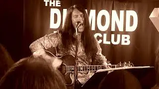 DANNY VAUGHN - Heroes Die Young (Acoustic)