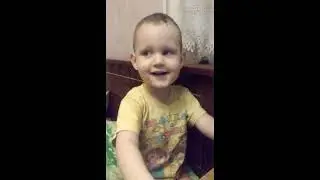 ПЕСНЯ ПРО МАМУ. ВААУУ!!!Мальчик 2.5 годика,поёт ангельским голосом.